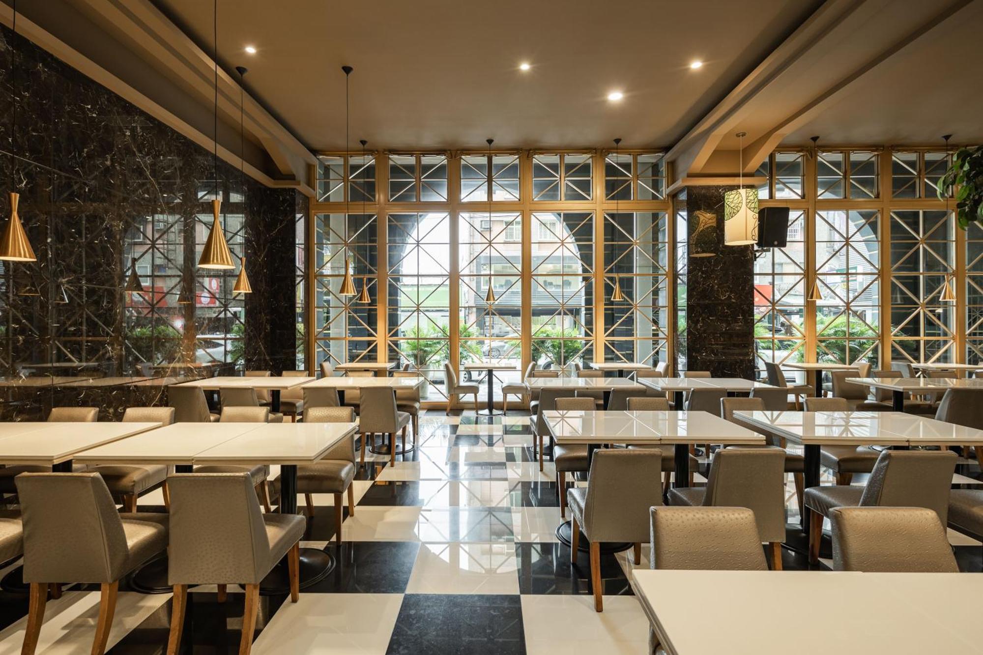 Kindness Hotel Hualien Exterior photo